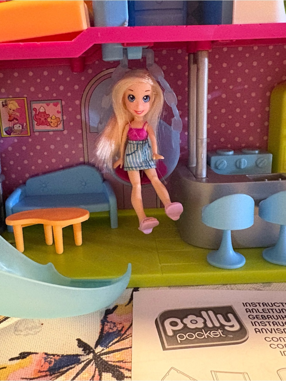 Mattel Polly Pocket Playhouse - Hot Pink & Lime - Picture 5 of 11